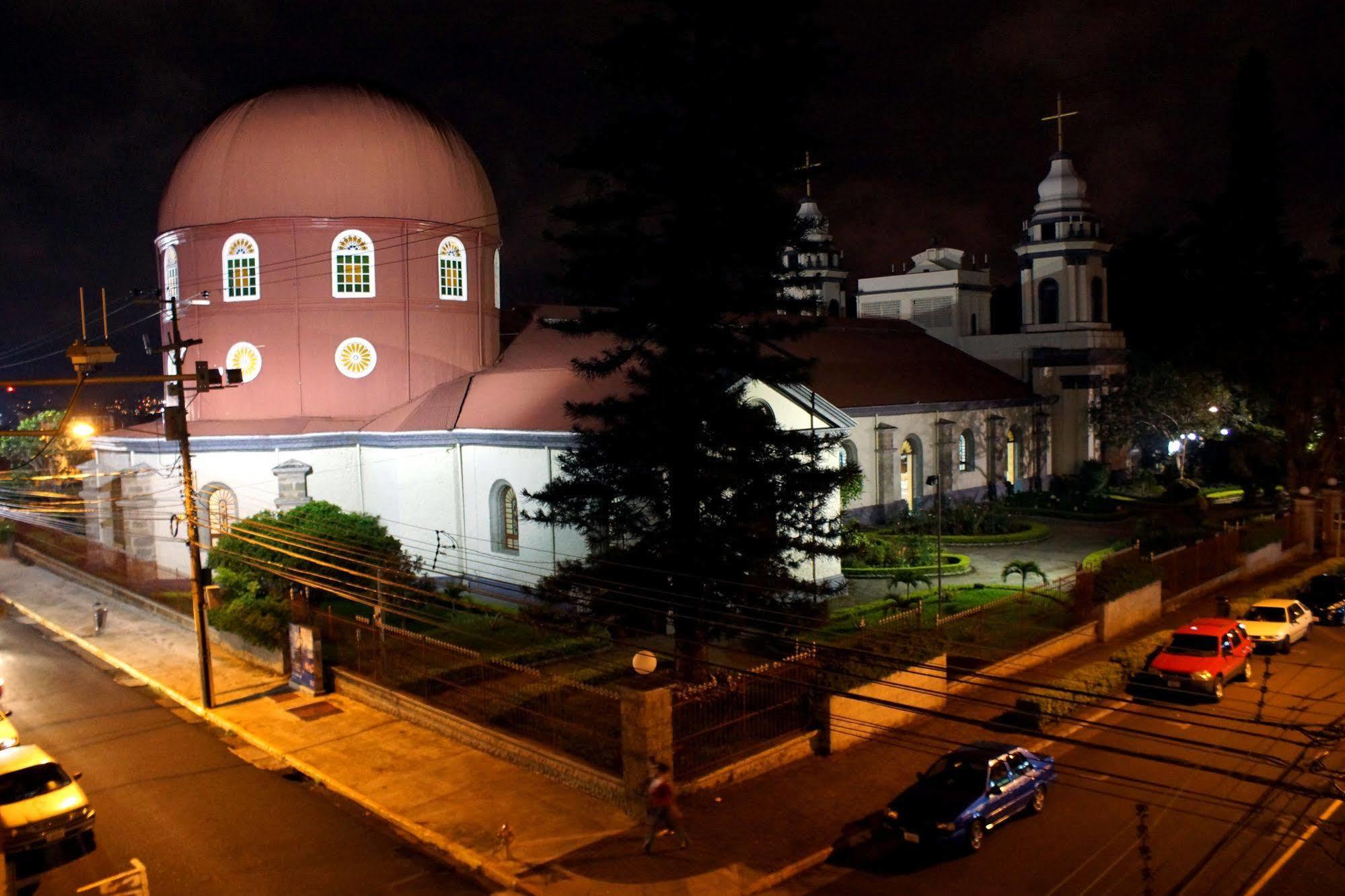 Hotel Catedral Casa Cornejo - Costa Rica 알라후엘라 외부 사진